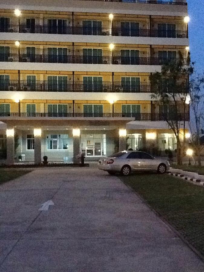 Baan Duangkamol Hotel Phitsanulok Ngoại thất bức ảnh