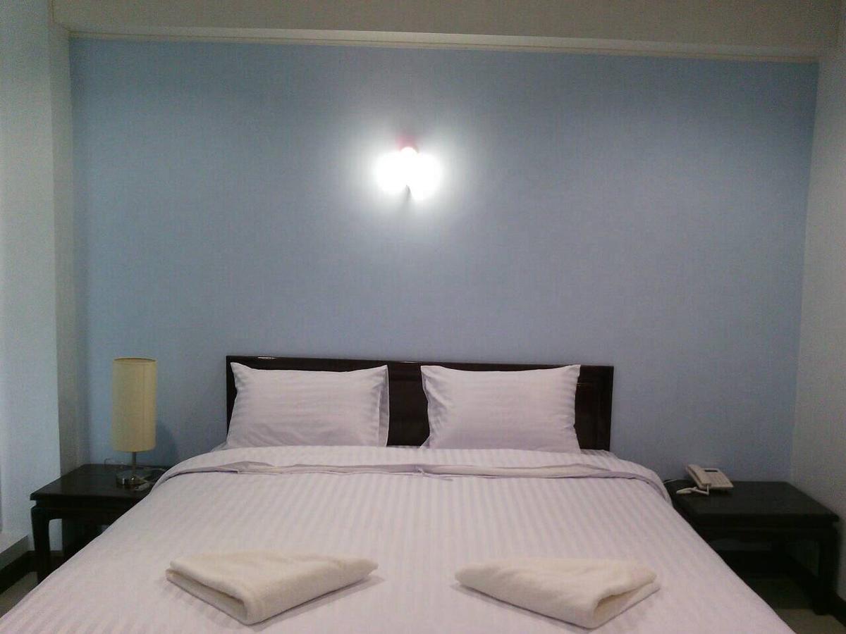 Baan Duangkamol Hotel Phitsanulok Ngoại thất bức ảnh