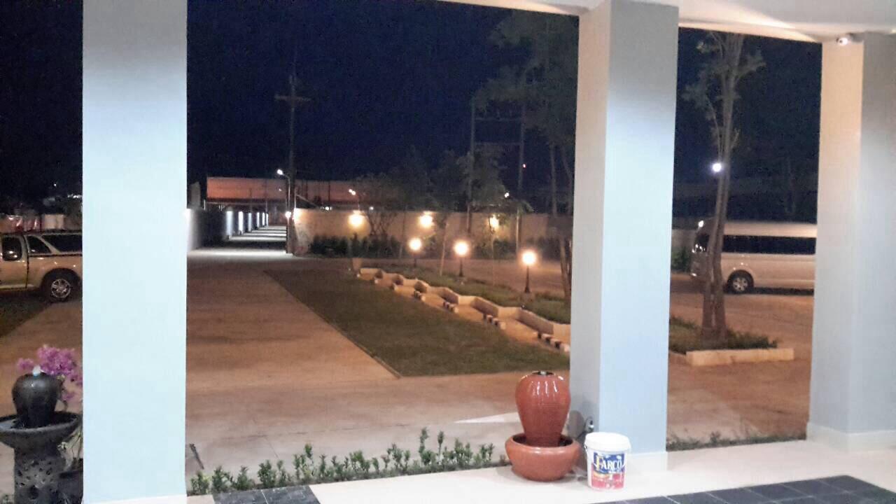 Baan Duangkamol Hotel Phitsanulok Ngoại thất bức ảnh