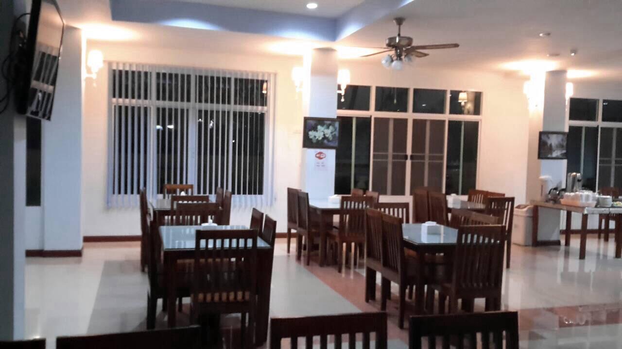 Baan Duangkamol Hotel Phitsanulok Ngoại thất bức ảnh